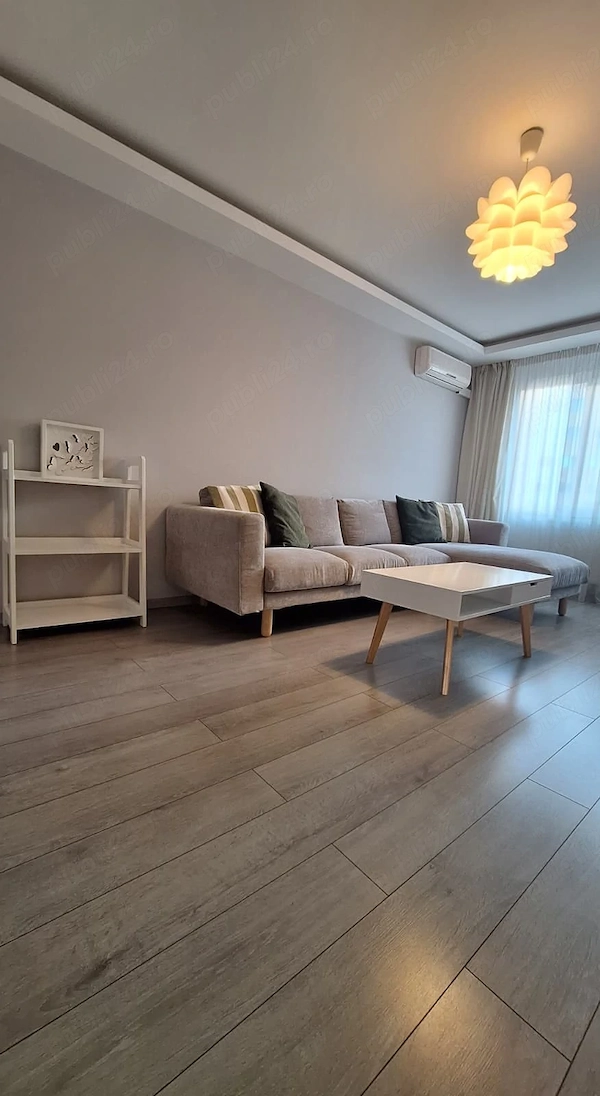 Proprietar, ap. 3 camere, Olimpia-Complex — fotografia 1