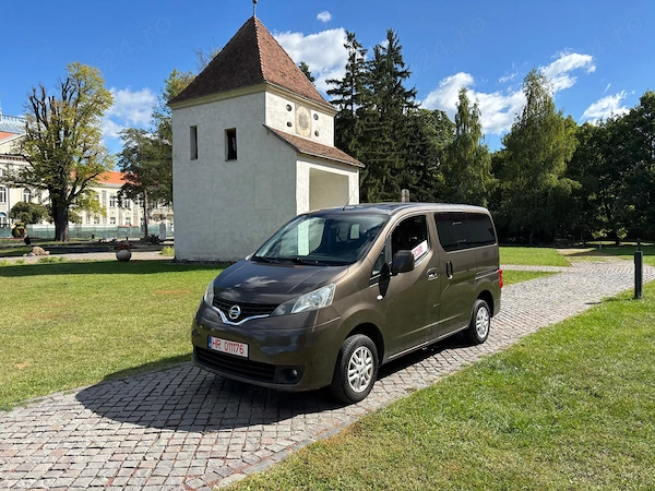Nissan NV-Anul Fab-2017 7 Locuri
