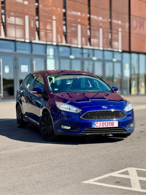 FORD Focus 2015 — imagine 3
