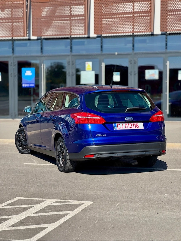 FORD Focus 2015 — imagine 6