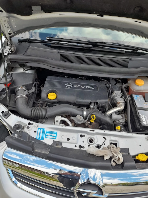 OPEL Zafira 2012 — imagine 6