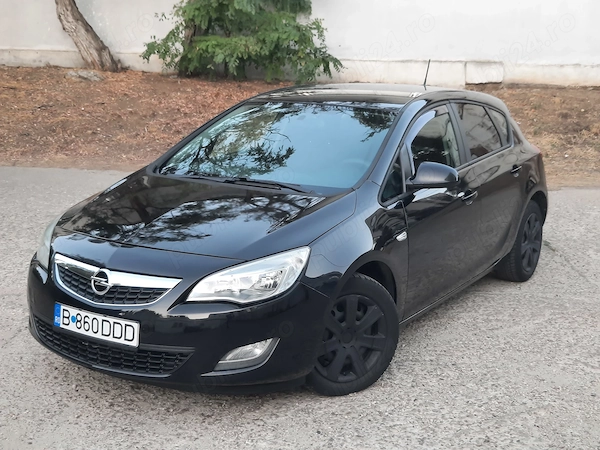 OPEL Astra 2011 — imagine 2