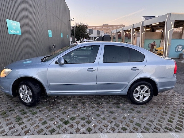 SKODA Octavia 2010 — imagine 3