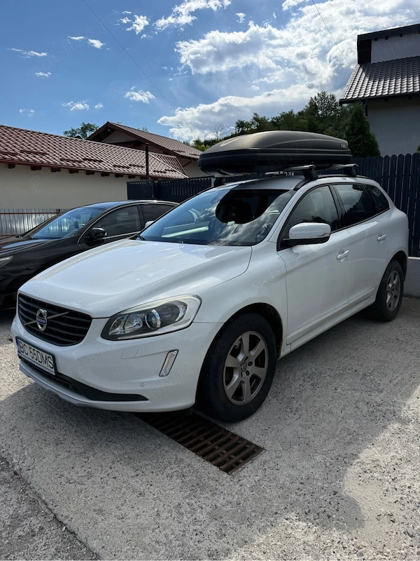 VOLVO XC60 2016 — imagine 8