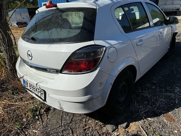 OPEL Astra 2012 — imagine 4
