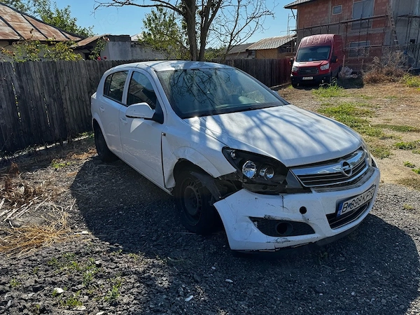 OPEL Astra 2012 — imagine 2