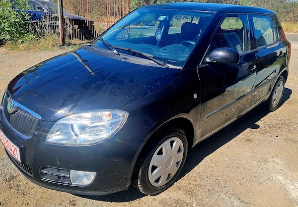 SKODA Fabia 2009 — imagine 3