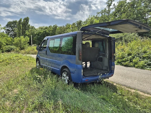 RENAULT Trafic 2004 — imagine 4