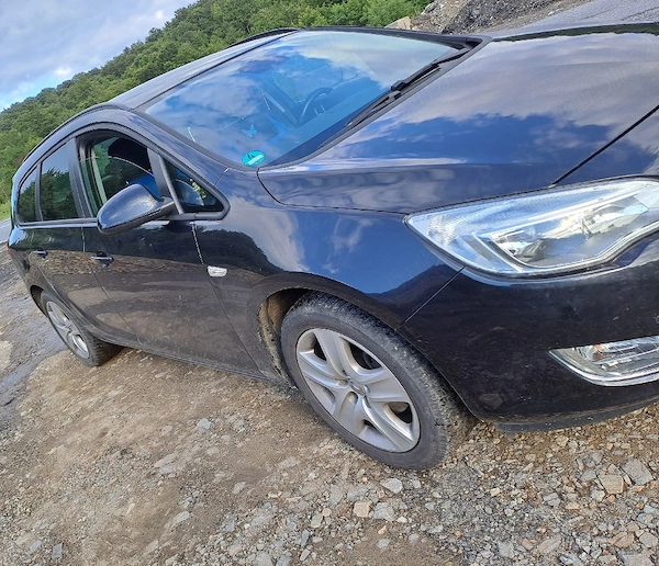 OPEL Astra 2012 — imagine 3