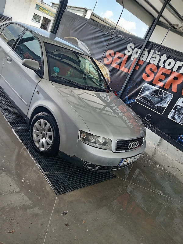 AUDI A4 2002 — imagine 2