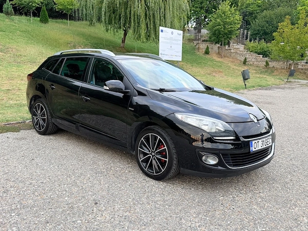 RENAULT Megane