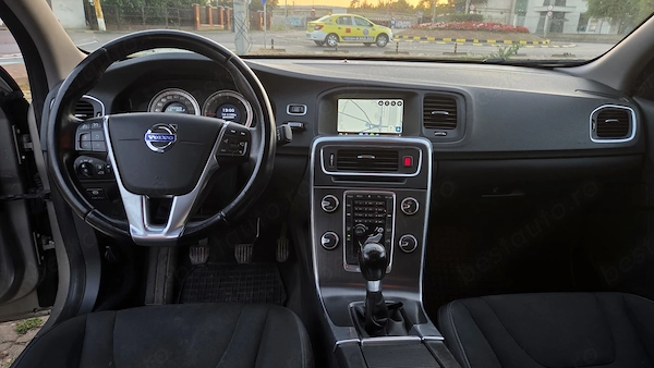 VOLVO S60 2011 — imagine 7