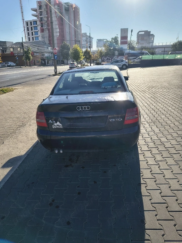 AUDI A4 2001 — imagine 2