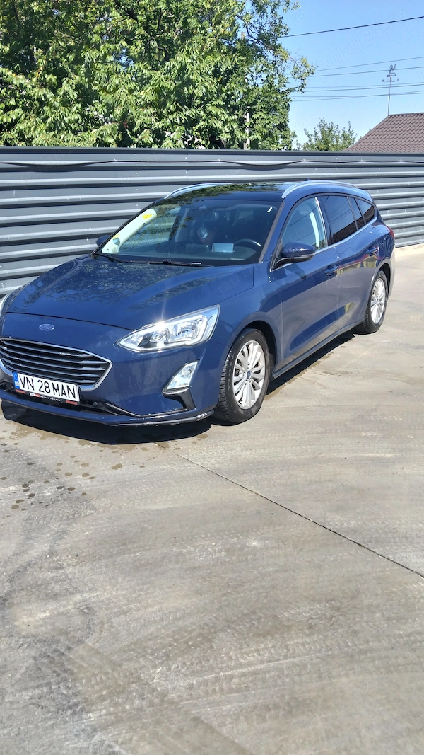 FORD Focus 2019 — imagine 5