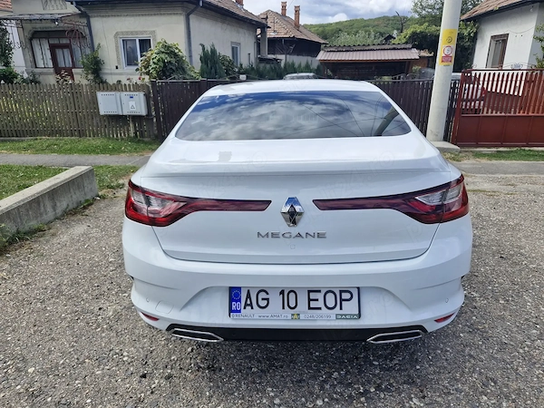 RENAULT Megane 2025 — imagine 4