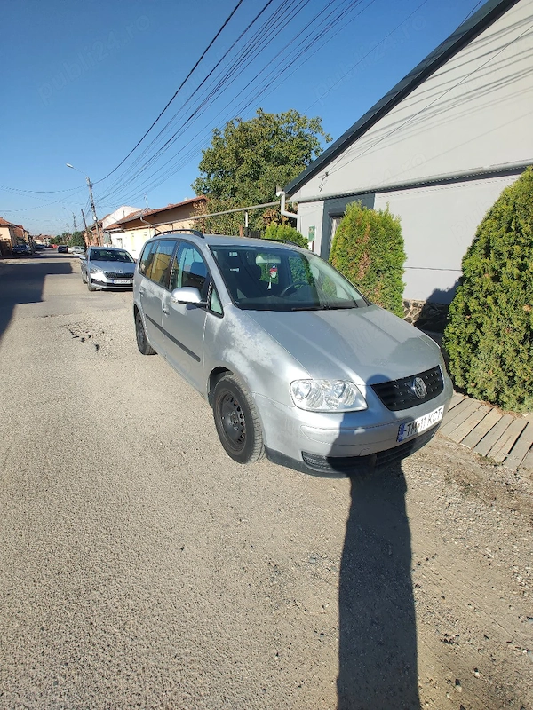 VOLKSWAGEN Touran 2003 — imagine 3