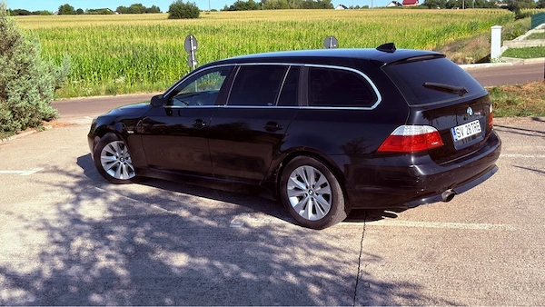 BMW 5 Series 2009 — imagine 4