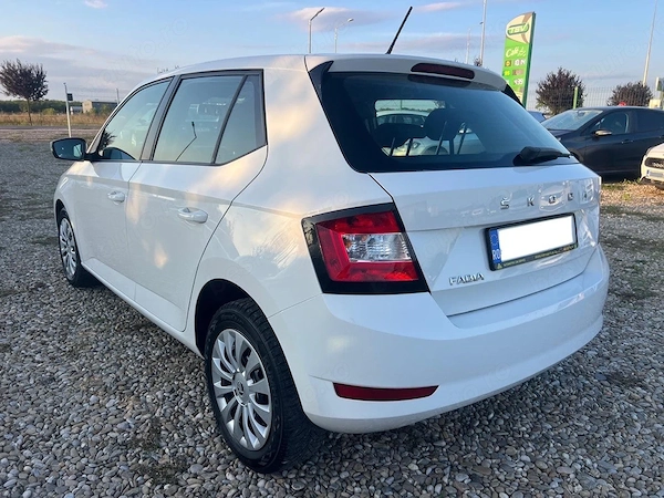 SKODA Fabia 2020 — imagine 4