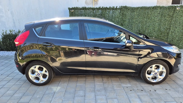 FORD Fiesta 2011 — imagine 4