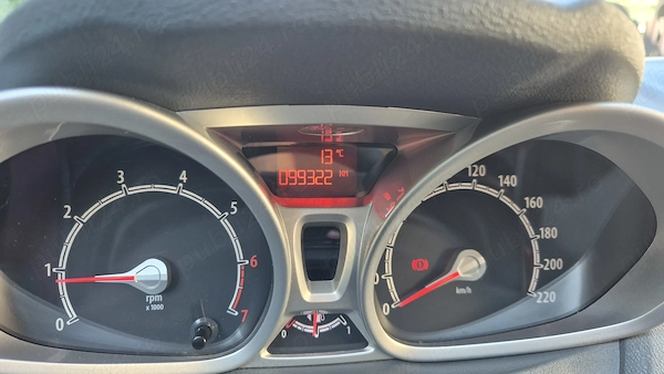 FORD Fiesta 2011 — imagine 8