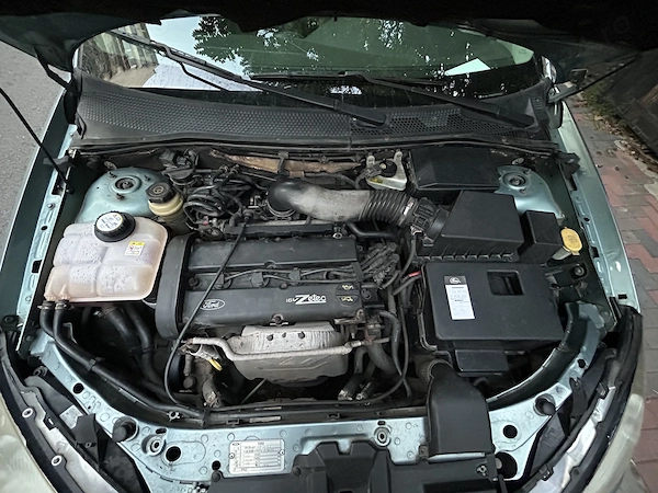 FORD Focus 2001 — imagine 3