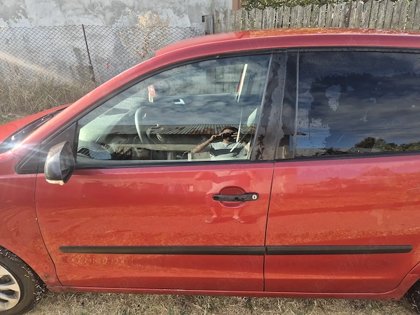 VOLKSWAGEN Polo 2007 — imagine 3