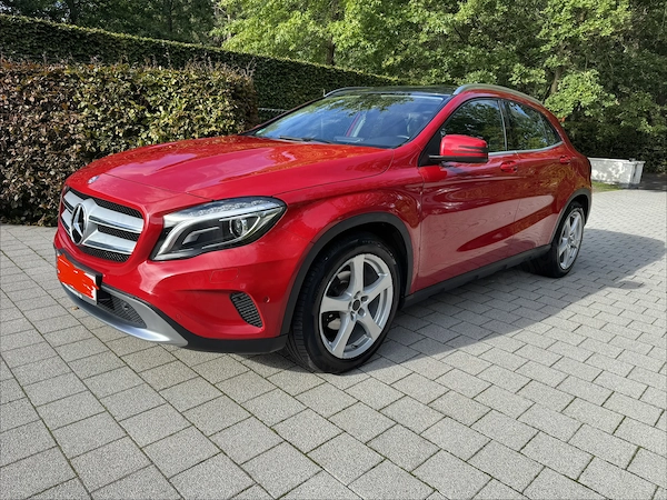 MERCEDES-BENZ GLA 2015 — imagine 4