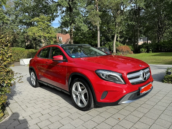 MERCEDES-BENZ GLA 2015 — imagine 3