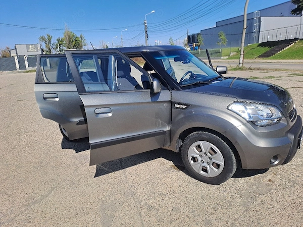 KIA Soul 2009 — imagine 3