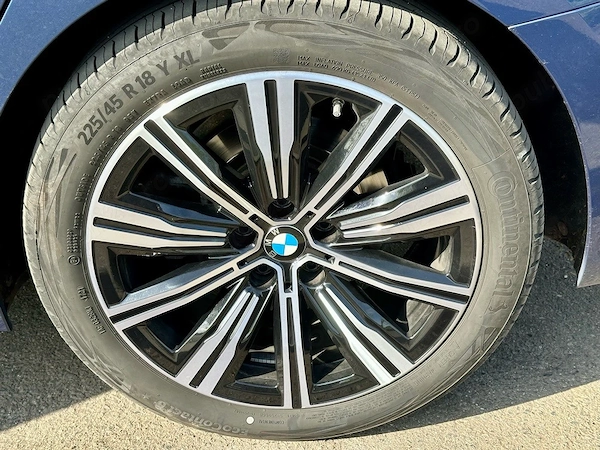 BMW 3 Series 2021 — imagine 9