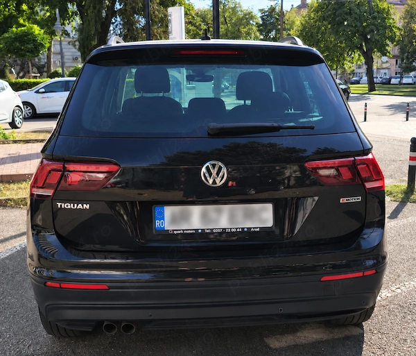 VOLKSWAGEN Tiguan 2019 — imagine 3
