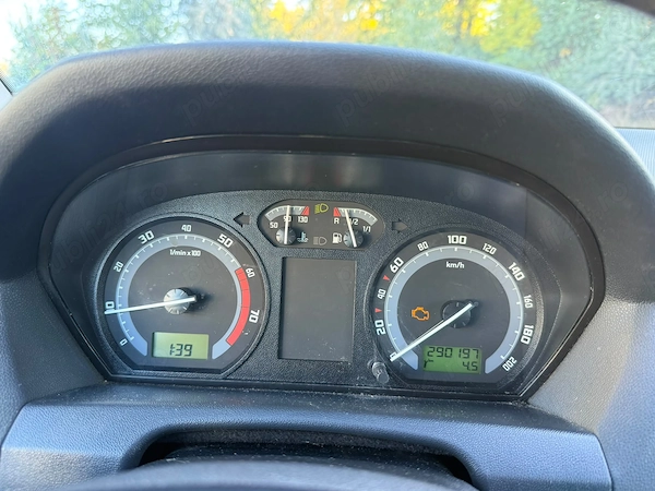 SKODA Fabia 2007 — imagine 3