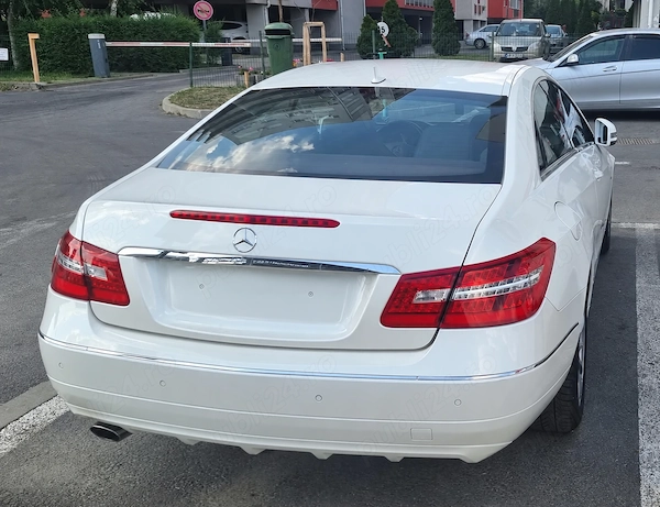 MERCEDES-BENZ E-Class 2010 — imagine 4