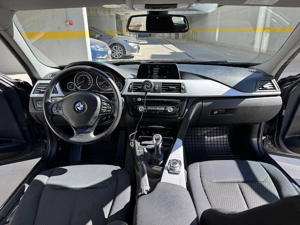 BMW 3 Series 2012 — imagine 9