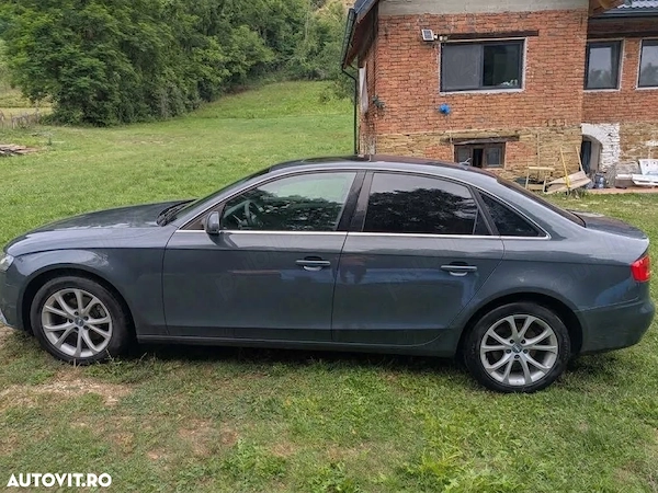 AUDI A4 2010 — imagine 2