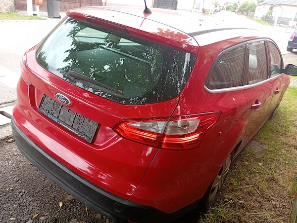 FORD Focus 2013 — imagine 4