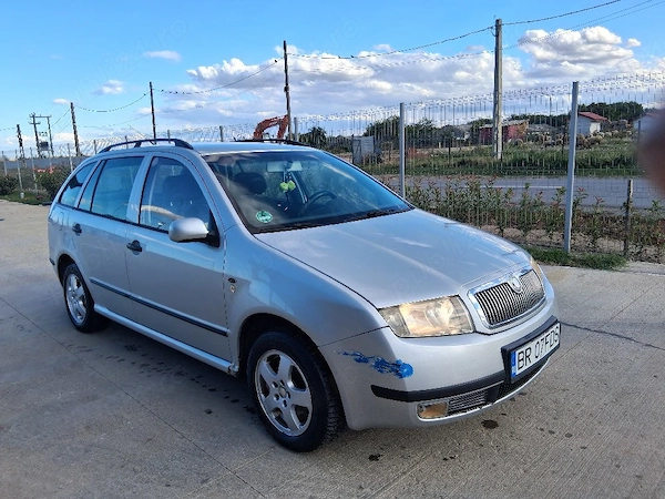 SKODA Fabia 2002 — imagine 3