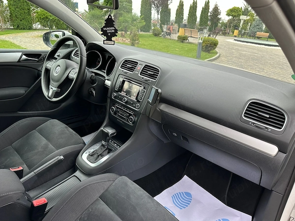 VOLKSWAGEN Golf 2010 — imagine 5
