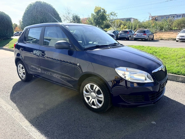SKODA Fabia 2011 — imagine 2