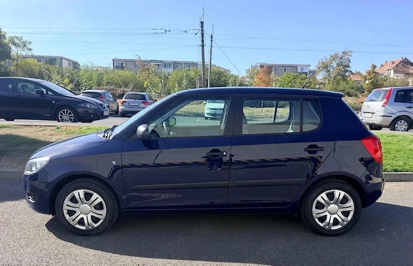 SKODA Fabia 2011 — imagine 3