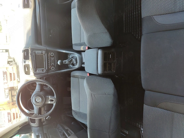 VOLKSWAGEN Golf 2011 — imagine 7