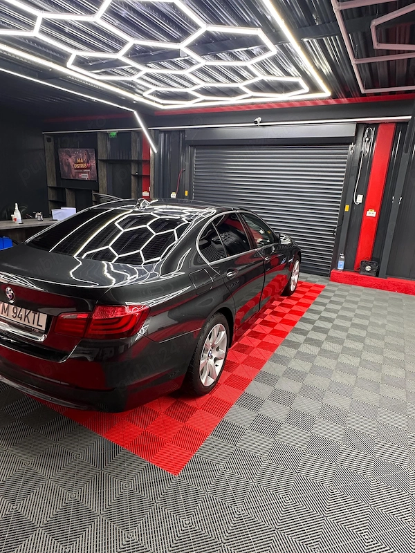 BMW 5 Series 2010 — imagine 3