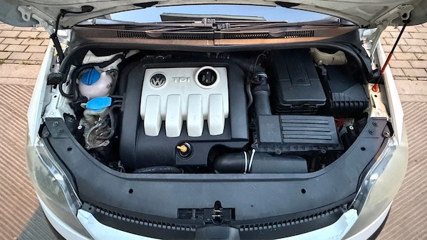 VOLKSWAGEN Golf 2006 — imagine 5