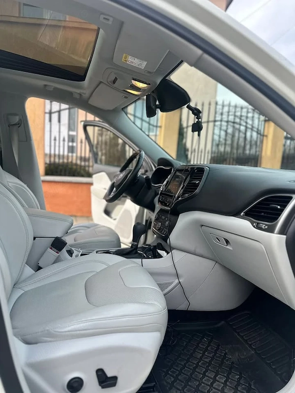 JEEP Cherokee 2019 — imagine 6