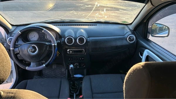DACIA Sandero 2009 — imagine 4