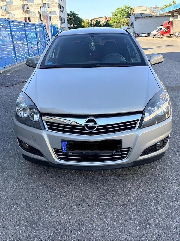OPEL Astra 2011 — imagine 4