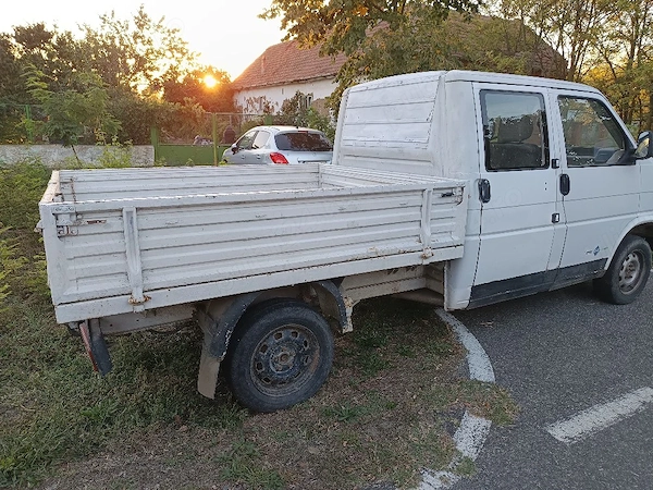 VOLKSWAGEN Transporter 1996 — imagine 3