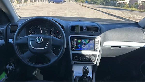SKODA Octavia 2010 — imagine 5