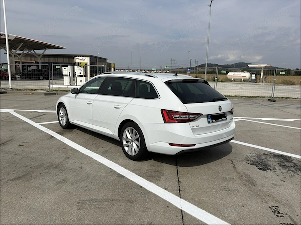 SKODA Superb 2016 — imagine 5