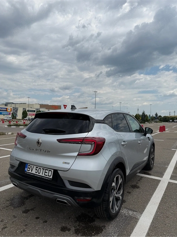 RENAULT Captur 2022 — imagine 2